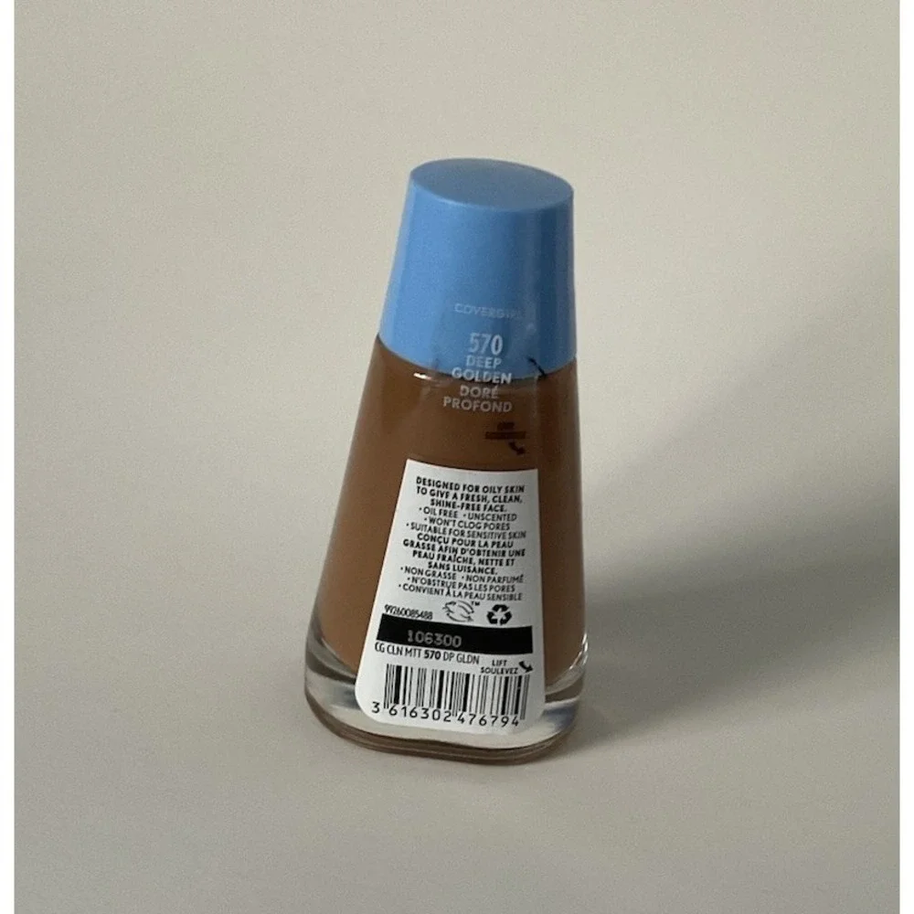 Covergirl Clean Mate Liquid Foundation # 570 Deep Golden Oil Control